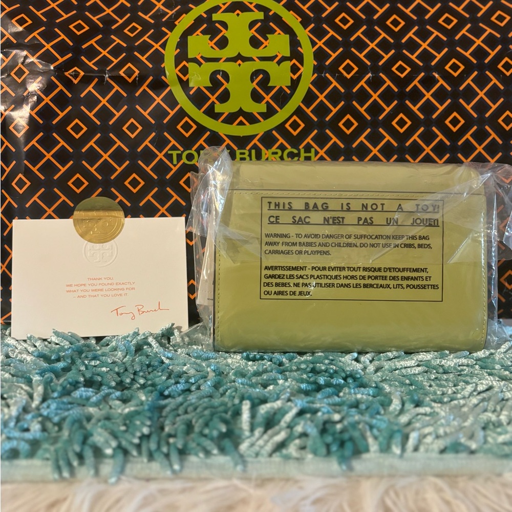Brand New Authentic Tory Burch Emerson Patent Chain Wallet Candy Lime /705 - Picture 6 of 6